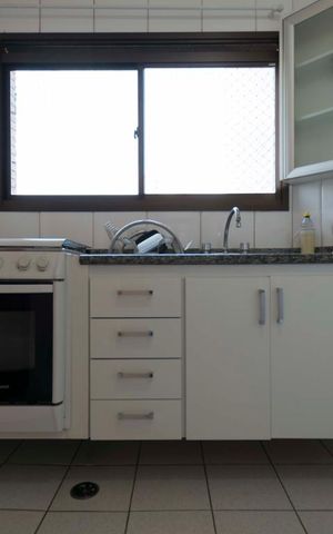Apartamento para alugar com 96m², 3 quartos e 2 vagasCozinha (Armários)