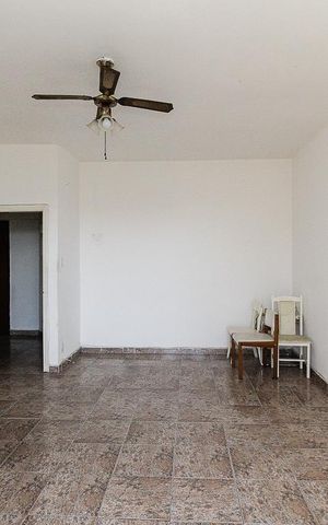 Apartamento à venda com 90m², 2 quartos e sem vaga Apartamento à venda com 90m², 2 quartos e sem vagaSala