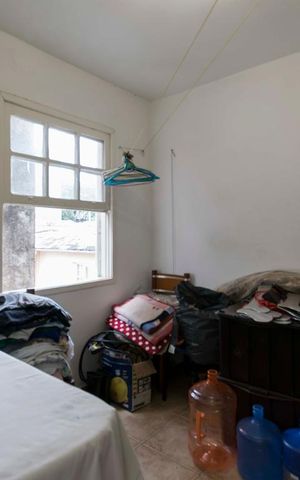 Casa à venda com 230m², 4 quartos e 2 vagasQuarto de serviço