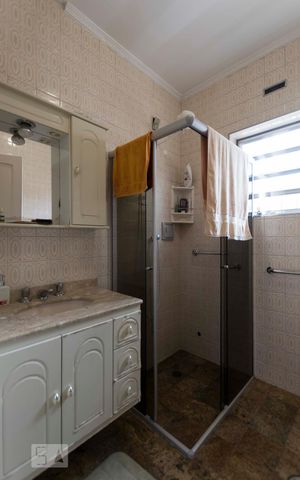 Casa à venda com 230m², 4 quartos e 2 vagas2o. Andar - Banheiro 1