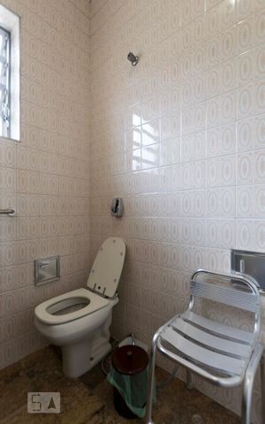 Casa à venda com 230m², 4 quartos e 2 vagas2o. Andar - Banheiro 1