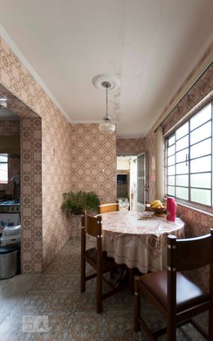 Casa à venda com 230m², 4 quartos e 2 vagas1o. Andar - Cozinha