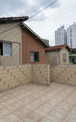 Casa à venda com 230m², 4 quartos e 2 vagasQuintal dos fundos (2o. Andar)