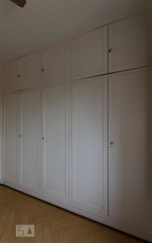 Casa à venda com 230m², 4 quartos e 2 vagas2o. Andar - Quarto 1 (Armários)