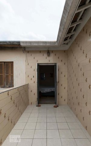 Casa à venda com 230m², 4 quartos e 2 vagas2o. Andar - Quarto 2/ Varanda