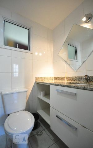 Apartamento à venda com 80m², 3 quartos e 2 vagasBanheiro