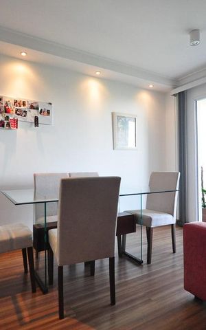Apartamento à venda com 80m², 3 quartos e 2 vagasSala