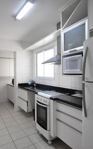 Apartamento à venda com 80m², 3 quartos e 2 vagasCozinha