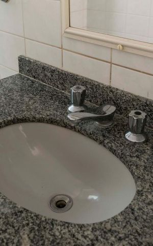 Apartamento para alugar com 97m², 3 quartos e 1 vagaBanheiro social (Torneira)