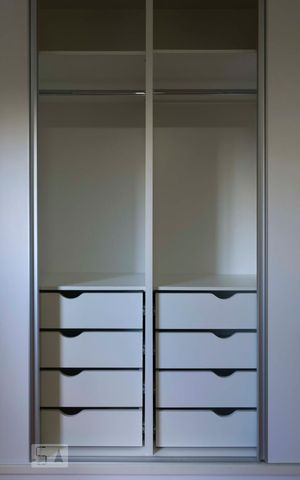 Apartamento à venda com 104m², 2 quartos e sem vagaQuarto 1 (Armários)