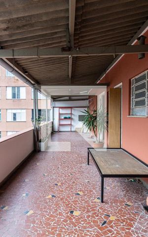 Apartamento para alugar com 117m², 1 quarto e sem vagaVaranda 