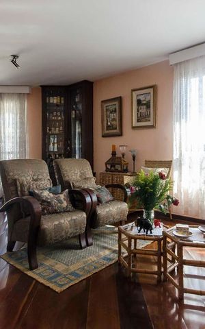 Apartamento à venda com 262m², 4 quartos e 4 vagasSala