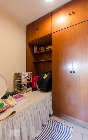 Apartamento à venda com 262m², 4 quartos e 4 vagasQuarto de serviço