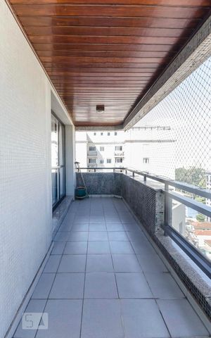 Apartamento à venda com 262m², 4 quartos e 4 vagasSacada