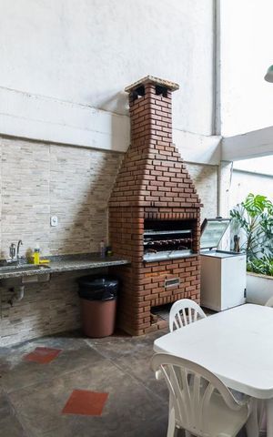 Apartamento à venda com 240m², 4 quartos e 2 vagasChurrasqueira