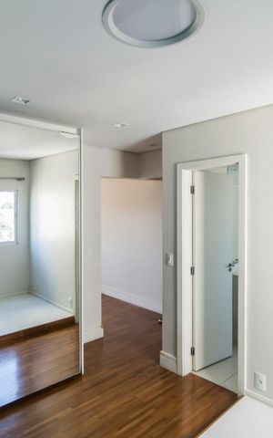 Apartamento à venda com 240m², 4 quartos e 2 vagasSuite 2