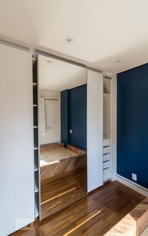 Apartamento à venda com 240m², 4 quartos e 2 vagasQuarto