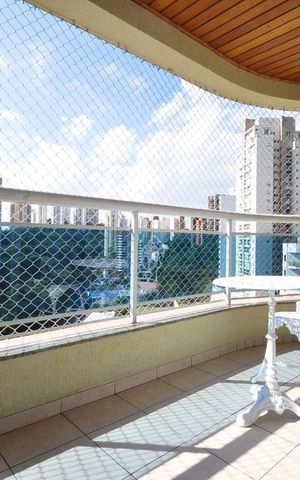 Apartamento para alugar com 120m², 3 quartos e 2 vagasVaranda