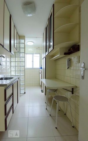 Apartamento à venda com 50m², 2 quartos e 1 vagaCozinha
