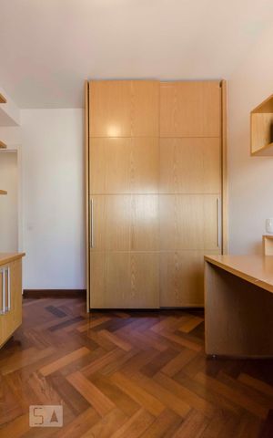 Apartamento à venda com 190m², 4 quartos e 4 vagasSuíte 1