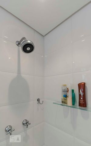 Apartamento à venda com 190m², 4 quartos e 4 vagasBanheiro Suíte 2