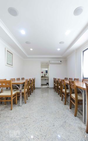 Apartamento à venda com 190m², 4 quartos e 4 vagasSalão de festa