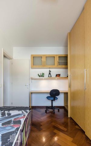 Apartamento à venda com 190m², 4 quartos e 4 vagasQuarto 2