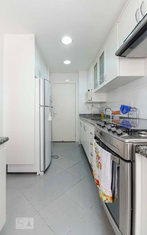 Apartamento à venda com 190m², 4 quartos e 4 vagasCozinha