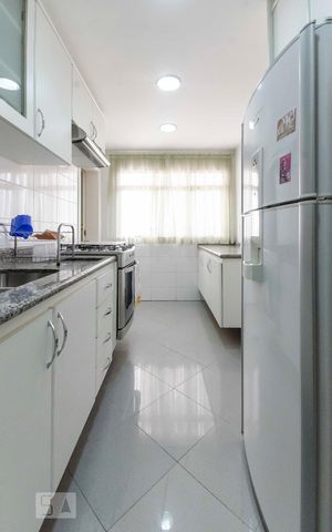 Apartamento à venda com 190m², 4 quartos e 4 vagasCozinha