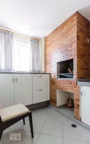 Apartamento à venda com 190m², 4 quartos e 4 vagasÁrea gourmet