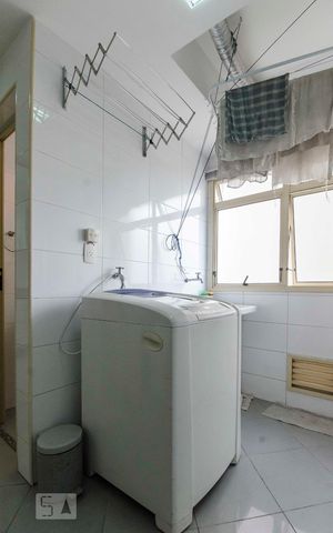 Apartamento à venda com 190m², 4 quartos e 4 vagasLavanderia
