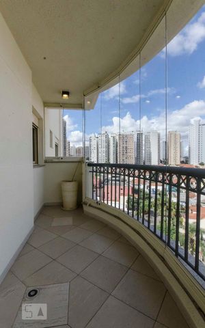 Apartamento à venda com 190m², 4 quartos e 4 vagasSacada