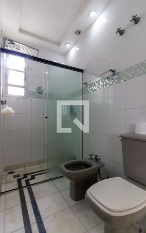 Apartamento à venda com 224m², 4 quartos e 2 vagasBanheiro Social