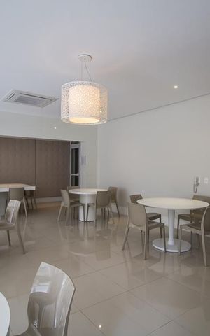 Apartamento à venda com 67m², 2 quartos e 2 vagas Apartamento à venda com 67m², 2 quartos e 2 vagasSalão de festa