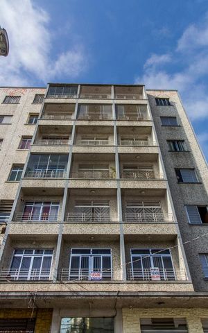 Apartamento à venda com 70m², 1 quarto e sem vagaFachada 