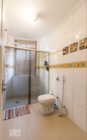 Apartamento à venda com 70m², 1 quarto e sem vagaBanheiro 