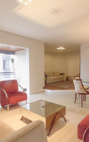 Apartamento à venda com 168m², 3 quartos e 3 vagas Apartamento à venda com 168m², 3 quartos e 3 vagasSala