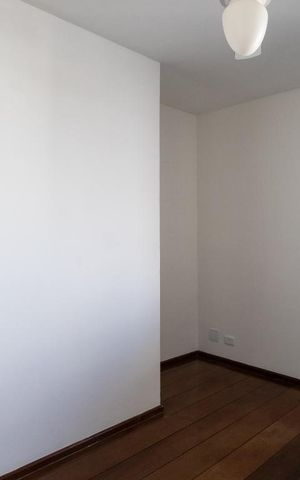 Apartamento à venda com 77m², 2 quartos e 2 vagas Apartamento à venda com 77m², 2 quartos e 2 vagasQuarto