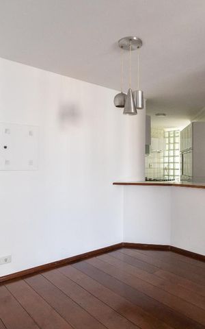 Apartamento à venda com 77m², 2 quartos e 2 vagas Apartamento à venda com 77m², 2 quartos e 2 vagasSala