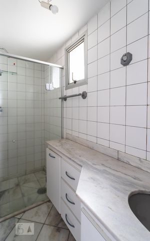 Apartamento à venda com 77m², 2 quartos e 2 vagas Apartamento à venda com 77m², 2 quartos e 2 vagasBanheiro Suíte