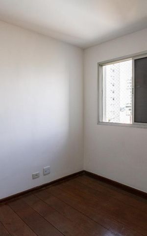Apartamento à venda com 77m², 2 quartos e 2 vagas Apartamento à venda com 77m², 2 quartos e 2 vagasSuíte