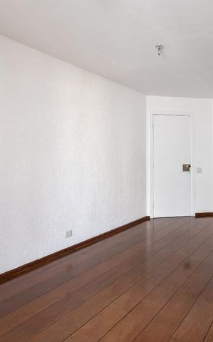 Apartamento à venda com 77m², 2 quartos e 2 vagas Apartamento à venda com 77m², 2 quartos e 2 vagasSala