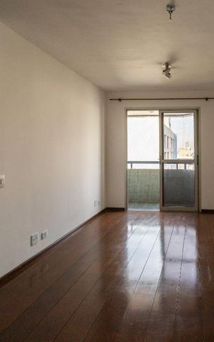 Apartamento à venda com 77m², 2 quartos e 2 vagas Apartamento à venda com 77m², 2 quartos e 2 vagasSala