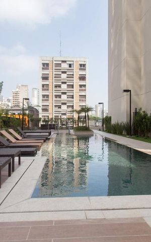 Studio para alugar com 32m², 1 quarto e 1 vaga Studio para alugar com 32m², 1 quarto e 1 vagaPiscina