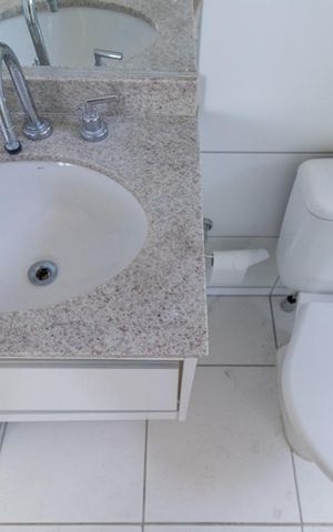 Studio para alugar com 32m², 1 quarto e 1 vaga Studio para alugar com 32m², 1 quarto e 1 vagaBanheiro