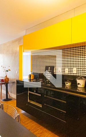 Apartamento para alugar com 67m², 2 quartos e 1 vaga Apartamento para alugar com 67m², 2 quartos e 1 vagaCozinha
