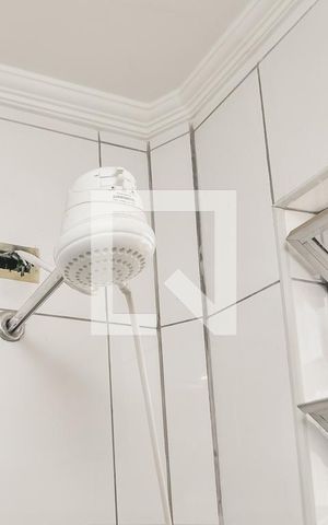 Apartamento à venda com 80m², 2 quartos e sem vaga Apartamento à venda com 80m², 2 quartos e sem vagaBanheiro