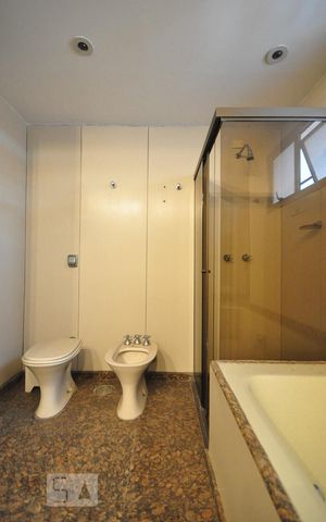 Apartamento para alugar com 450m², 6 quartos e 5 vagasBanheiro suíte 2