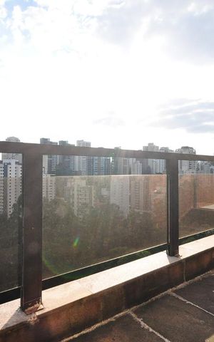 Apartamento para alugar com 450m², 6 quartos e 5 vagasVaranda 1