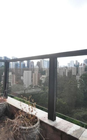 Apartamento para alugar com 450m², 6 quartos e 5 vagasVaranda da suíte 1